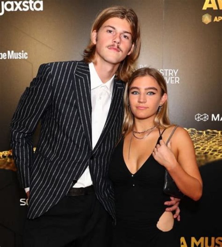 
Francine Ruel Height, Weight, Net Worth, Age, Birthday, Wikipedia, Who, Nationality, Biography 