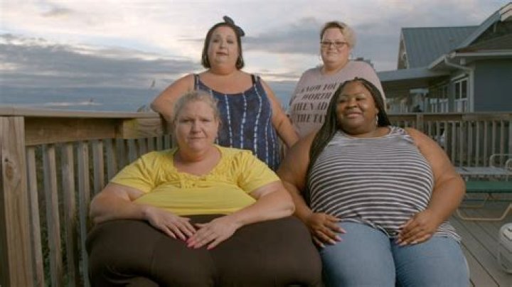 
“Get out”: 1000-lb Best Friends slam Meghan and Jon for living in Tina’s motel room along with their 2 kids 