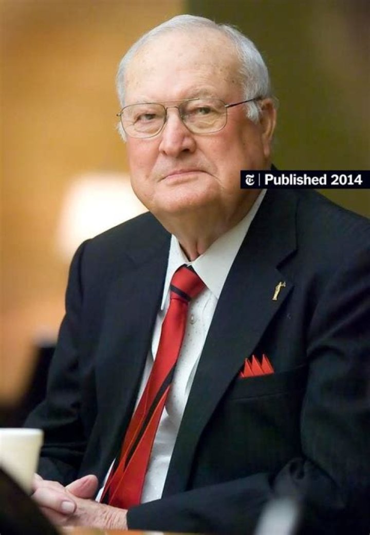 Harland Stonecipher Net Worth