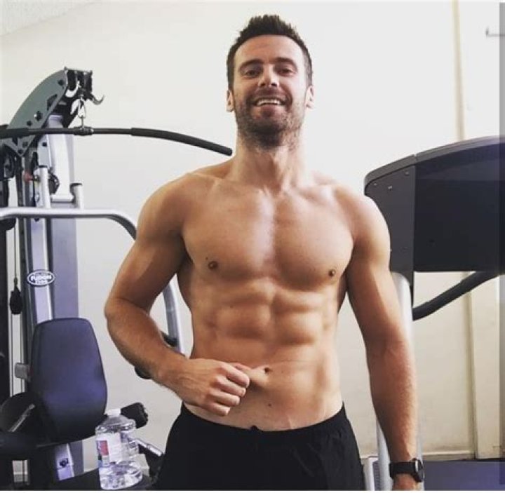 
Harry Rowley Height, Weight, Net Worth, Age, Birthday, Wikipedia, Who, Nationality, Biography 