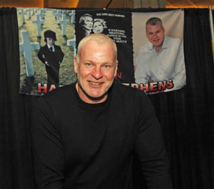 Harvey Stephens Net Worth