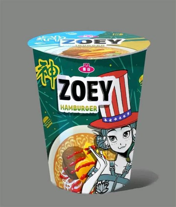 How Much Money Does Zoey Holloway Make? Latest Zoey Holloway Net Worth Income Salary