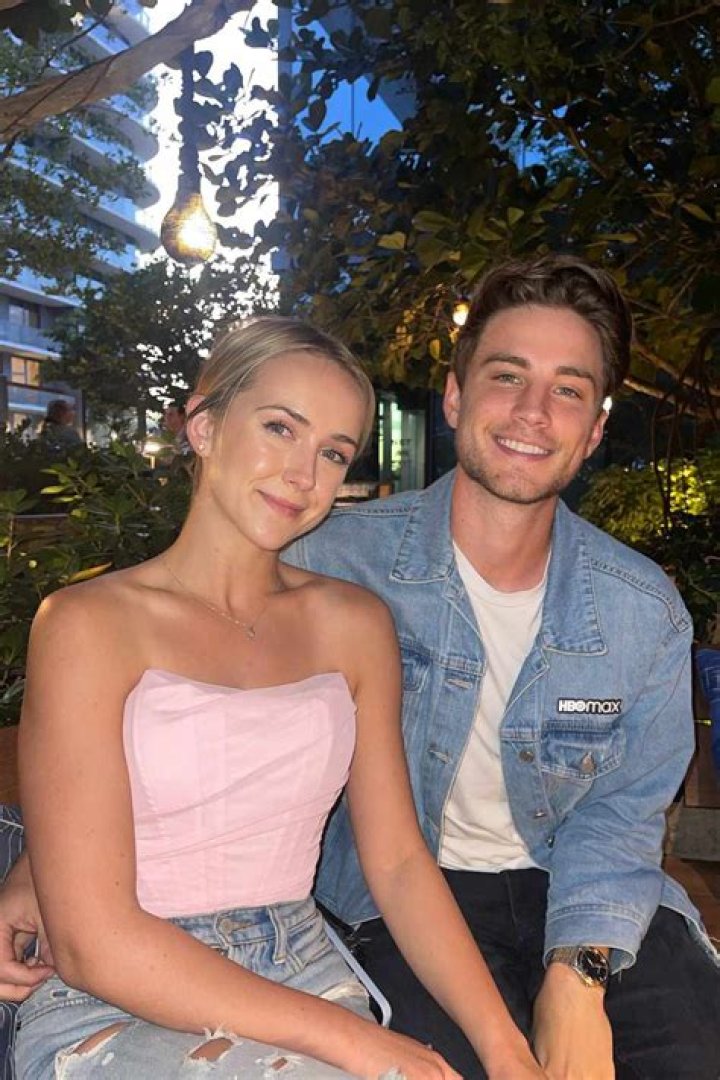 Is Carson Rowland Married To Maris Kenny? Girlfriend or Wife – How Old Is The Sweet Magnolias Actor?