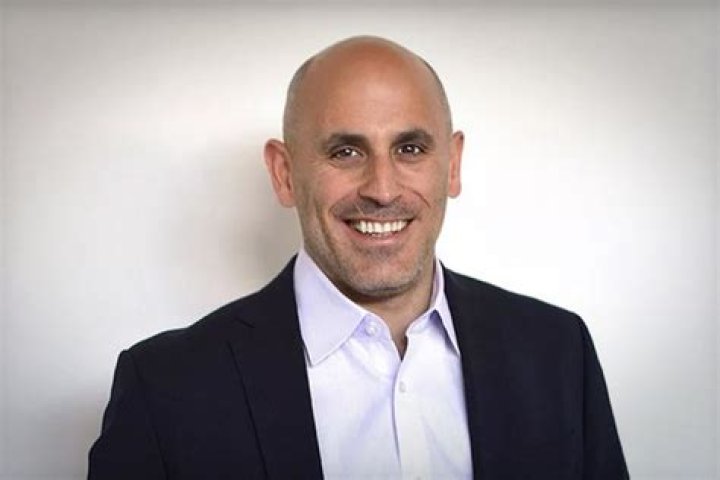 Is Marc Lore is Married to Wife? Or Dating a Girlfriend?