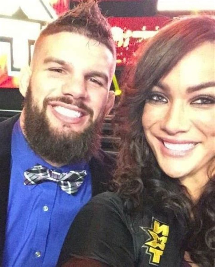 Is Nia Jax Married? Her Bio, Age, Husband, Height, WWE and Net worth