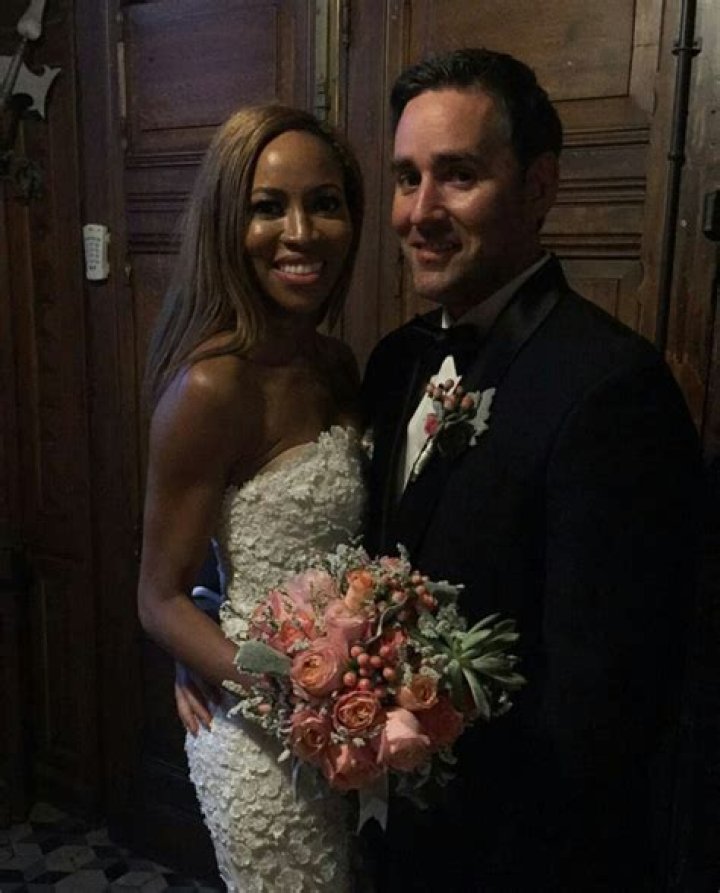 
Is Zain Asher Married? Her Husband, Dating, Religion and Biography 