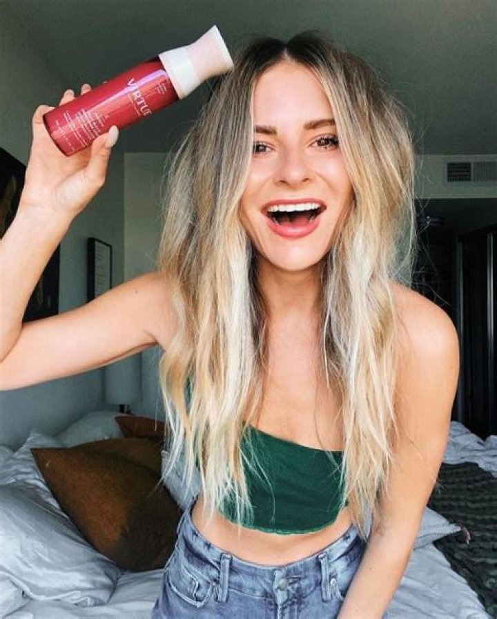 
Jac Vanek Height, Weight, Net Worth, Age, Birthday, Wikipedia, Who, Instagram, Biography 