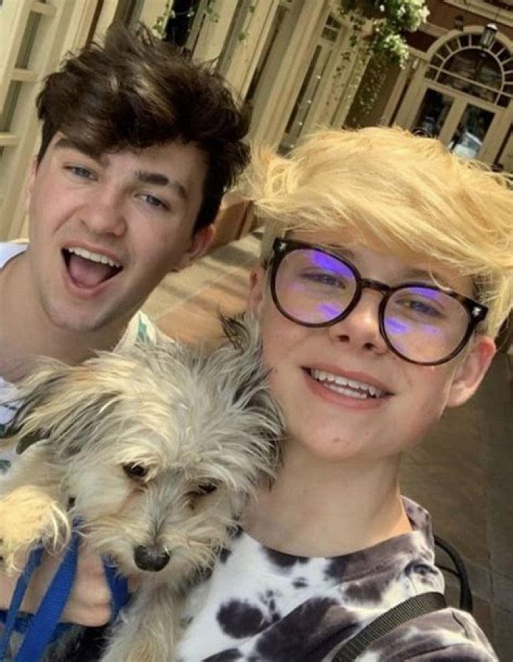 
Jake Warden Height, Weight, Net Worth, Age, Birthday, Wikipedia, Who, Nationality, Biography 