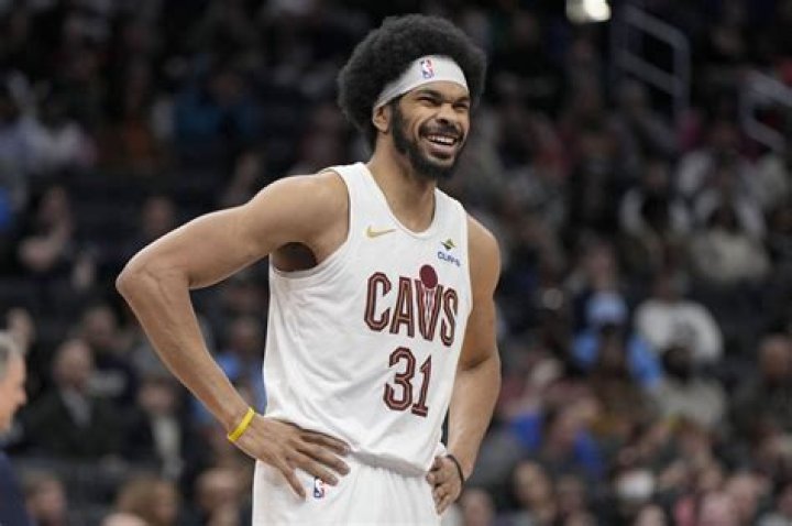 Jarrett Allen Height, Weight, Net Worth, Age, Birthday, Wikipedia, Who, Nationality, Biography