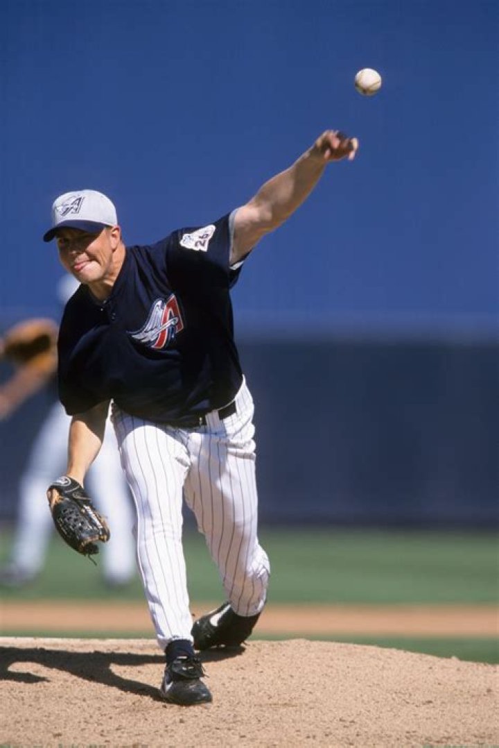 Jarrod Benson Height, Weight, Net Worth, Age, Birthday, Wikipedia, Who, Nationality, Biography