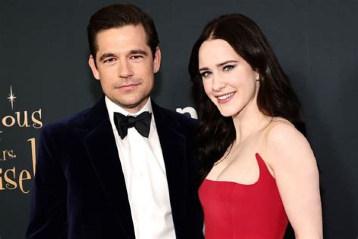 
Jason Ralph Height, Weight, Net Worth, Age, Birthday, Wikipedia, Who, Nationality, Biography 