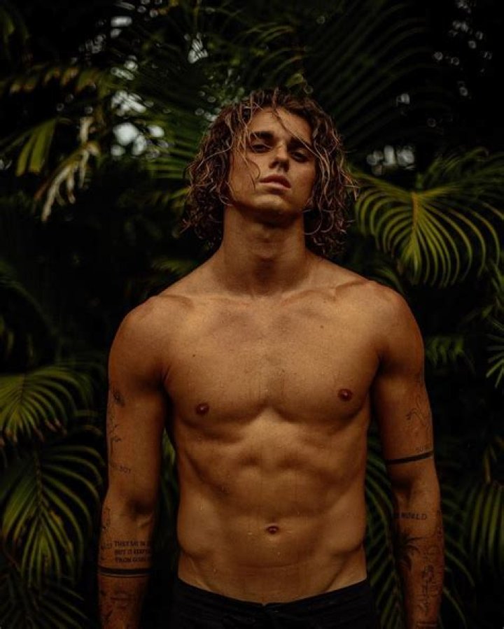 Jay Alvarrez