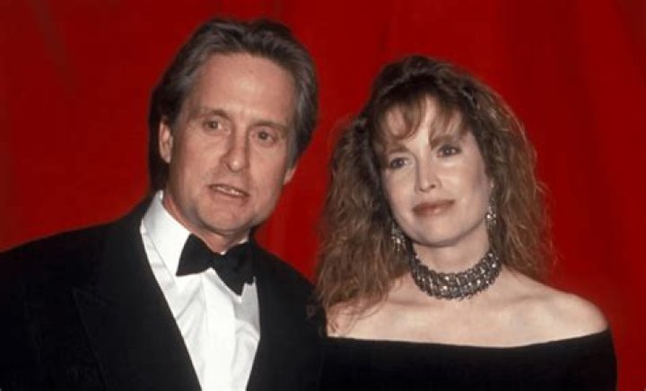 What's the Net Worth of Jayne Posner? Who is her husband?