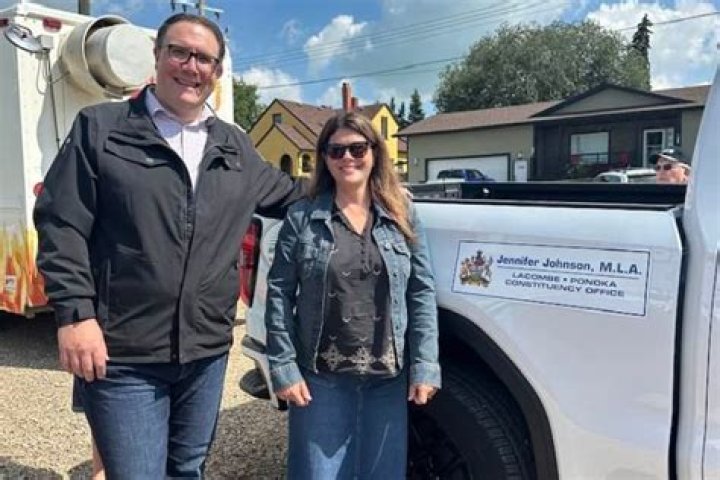 Jennifer Johnson Lacombe-Ponoka Height, Weight, Net Worth, Age, Birthday, Wikipedia, Who, Instagram, Biography