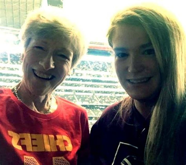 Jennifer Sarah Bolton Height, Weight, Net Worth, Age, Birthday, Wikipedia, Who, Instagram, Biography