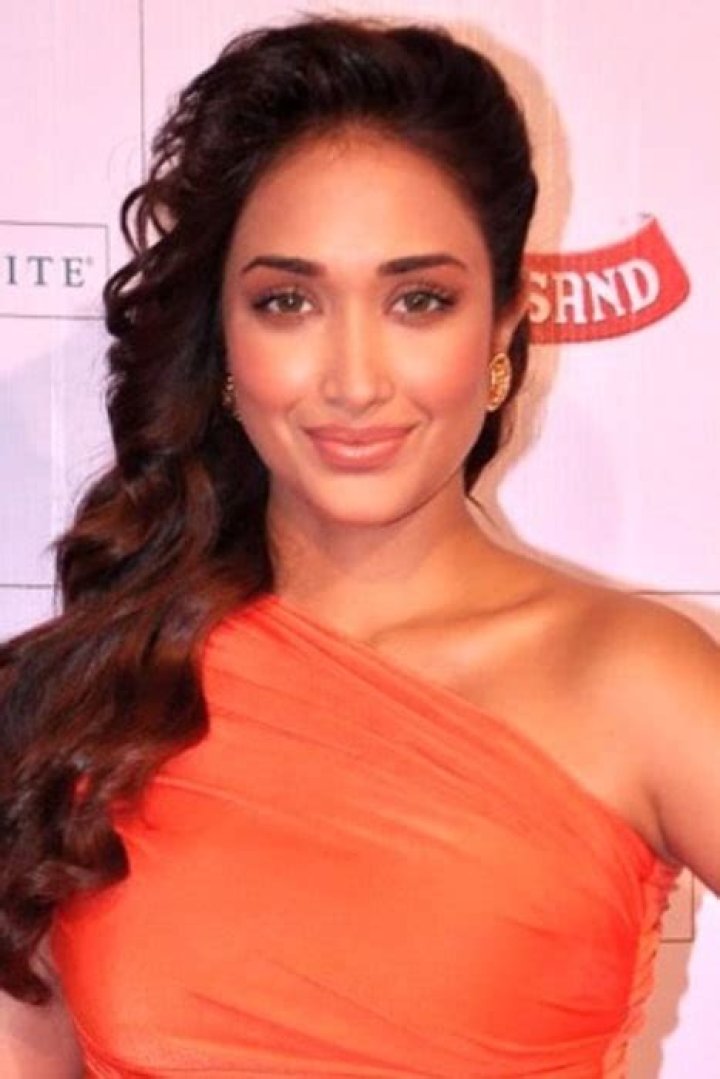 Jiah Khan Height, Weight, Net Worth, Age, Birthday, Wikipedia, Who, Instagram, Biography