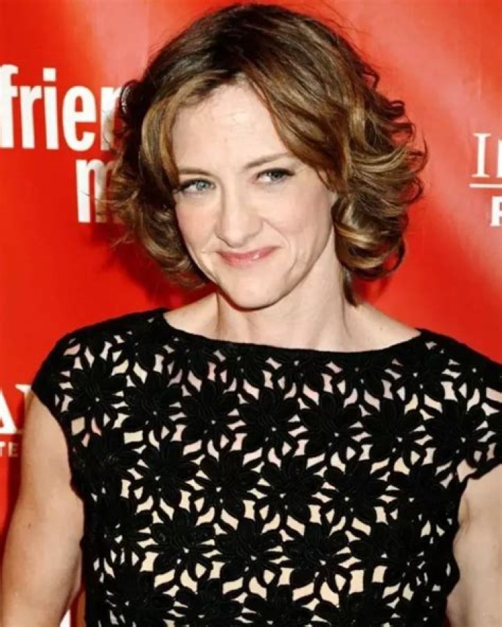 Joan Cusack Height, Weight, Measurements, Bra Size, Shoe Size