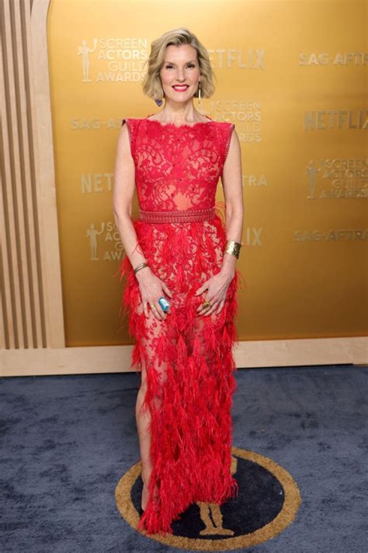 Joanna Bobin Bridgerton: 10 Facts To Know About