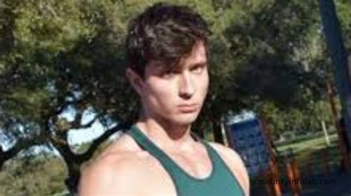 Joe Rauth Height, Weight, Net Worth, Age, Birthday, Wikipedia, Who, Nationality, Biography