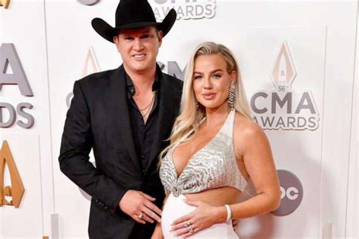 Jon Pardi Bio, Wiki, Age, Height, Parents, Wife, Children, Songs, and Net Worth