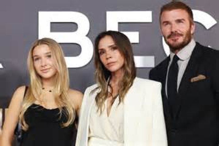 
Jordan Beckham’s Bio: Age, Height, Net Worth Dating, Parents, Boyfriend 