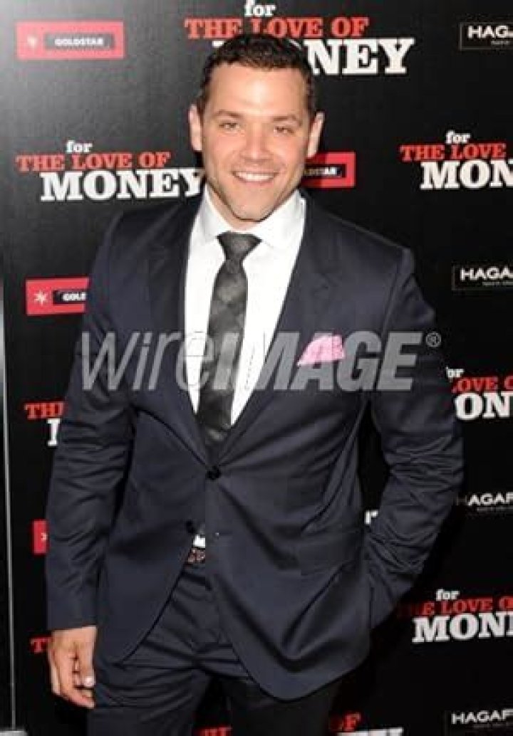 Joshua Bitton Net Worth