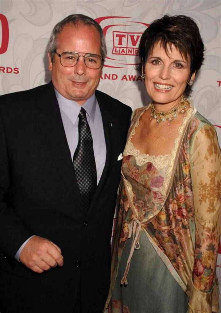 Julia Arnaz (Desi Arnaz Jr Daughter) Wikipedia, Bio, Age, Height, Parents, Husband, Net Worth, Facts