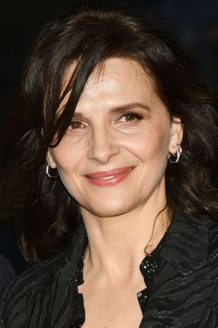 Juliette Binoche Height, Weight, Measurements, Bra Size, Shoe Size