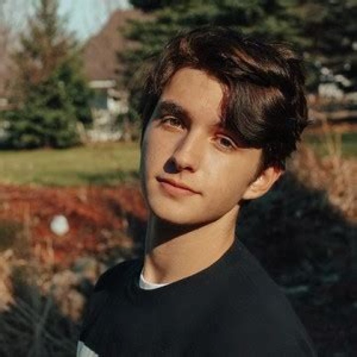 Kedrik Merwin Age, Wiki, Net worth, Bio, Height, Girlfriend?