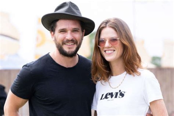 
Kit Harington Wife Rose Leslie Wedding Date And Baby Name 