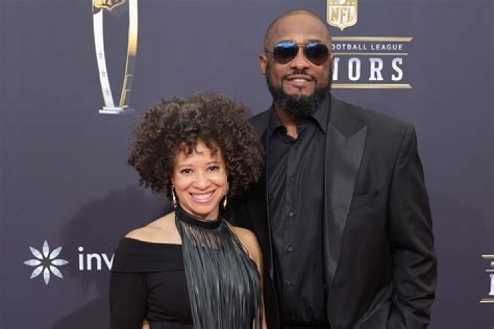 
Kiya Winston Age, How Old Is Mike Tomlin Wife? Married Life Facts 