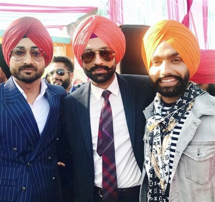 
Kulbir Jhinger Height, Weight, Net Worth, Age, Birthday, Wikipedia, Who, Instagram, Biography 