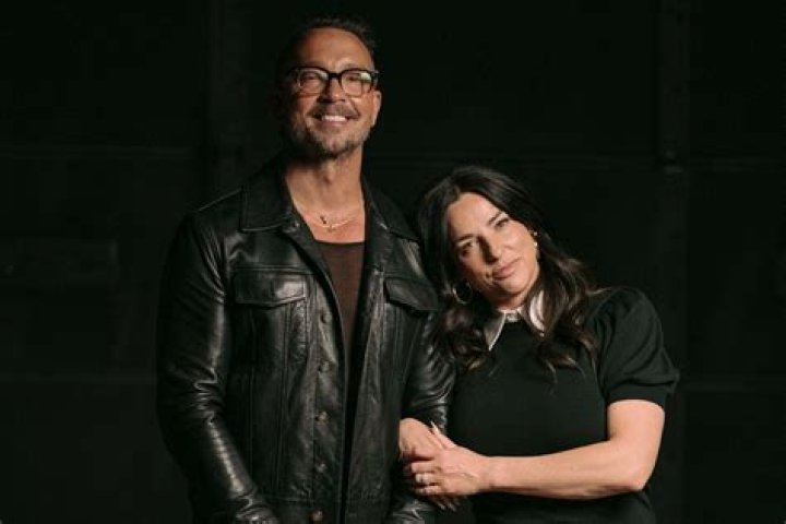 Laura Lentz Parents Age, Wiki, Biography and Net Worth: Carl Lentz Wife