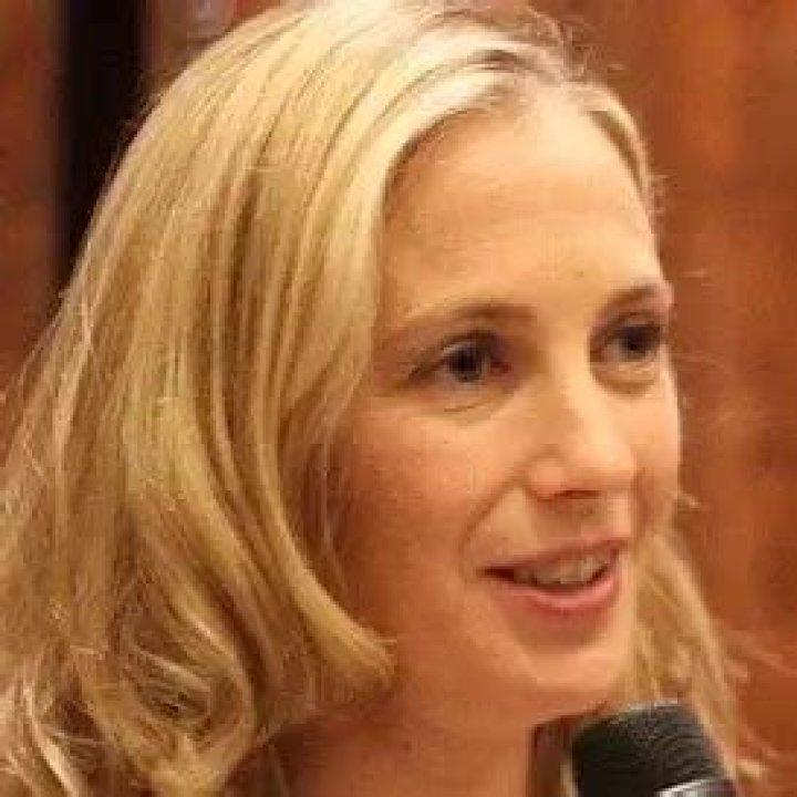 Lauren Weisberger Net Worth