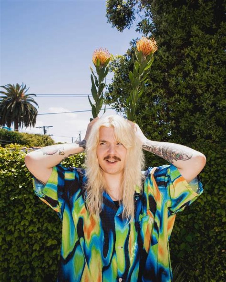 Lee-Nicholas Sullenger – JAWNY Height, Weight, Net Worth, Age, Birthday, Wikipedia, Who, Nationality, Biography