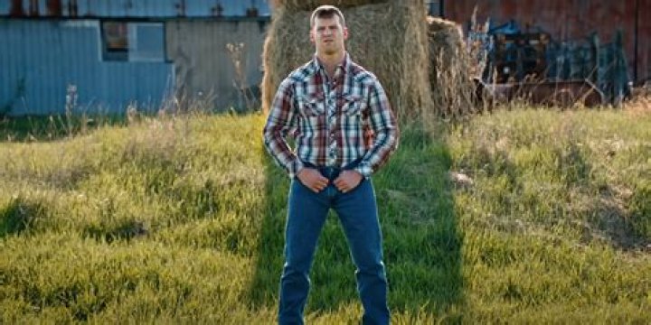 
Letterkenny season 11: Who plays Wayne in Hulu’s sitcom? Meet Jared Keeso 