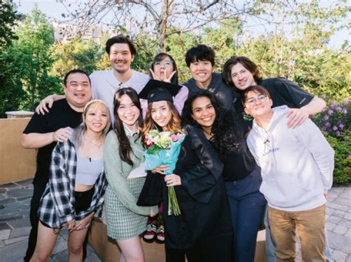 LilyPichu Biography, Wiki, Age, Parents, Boyfriend, Albert, Hoodie and Net Worth.