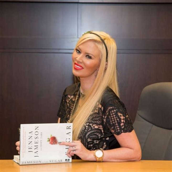 Lior Bitton Engaged, Fiancee, Daughter, Net Worth, Earnings, Controversy, Wiki-Bio