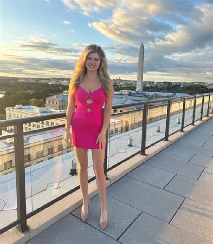 
Luke Winters Height, Weight, Net Worth, Age, Birthday, Wikipedia, Who, Nationality, Biography 