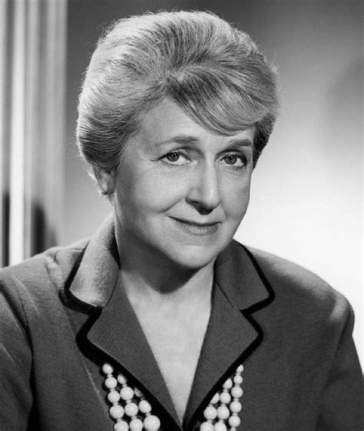 Mabel Albertson Net Worth
