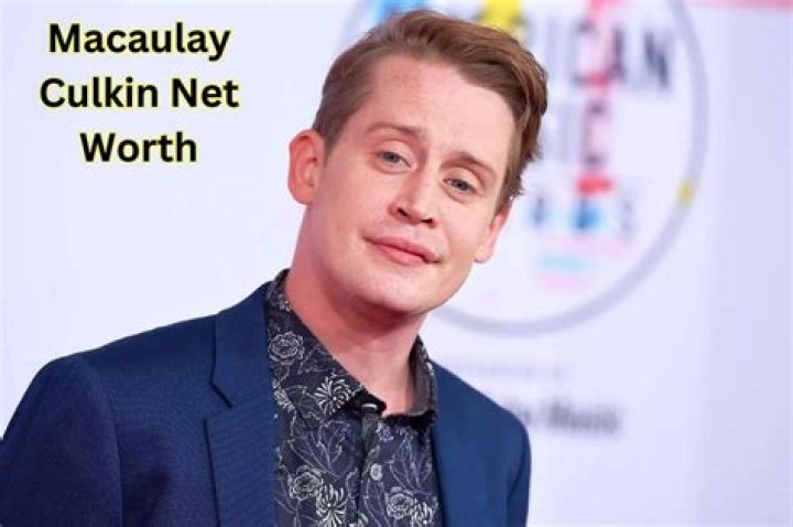Macaulay Culkin Height, Weight, Net Worth, Age, Birthday, Wikipedia, Who, Nationality, Biography