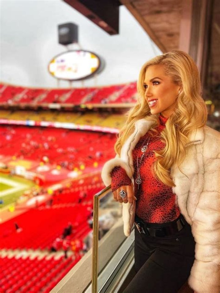 Mackenzie Ziegler’s Net Worth, Age, Height, Weight, Boyfriend, Dating, Bio-Wiki