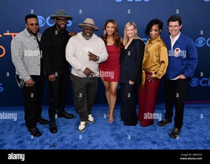 Marcel Spears Proposes To Girlfriend Chelsea Harris On The Neighborhood, Will She Accept?