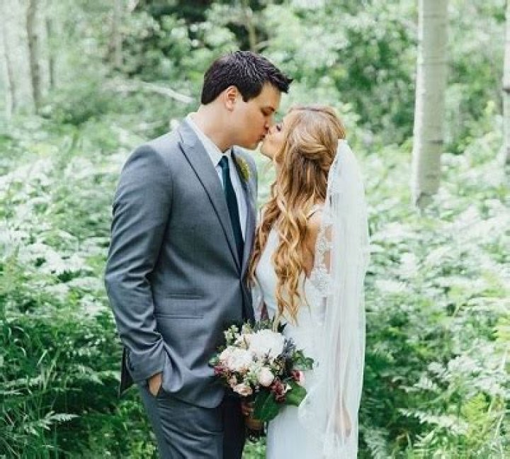 Marina Laswick Bio : Husband, Married, & Model