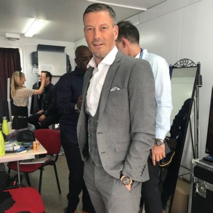 
Mark Clattenburg Height, Weight, Net Worth, Age, Birthday, Wikipedia, Who, Nationality, Biography 