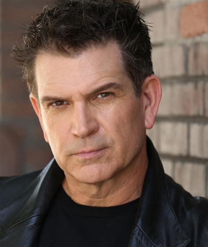 Mark Starks Net Worth