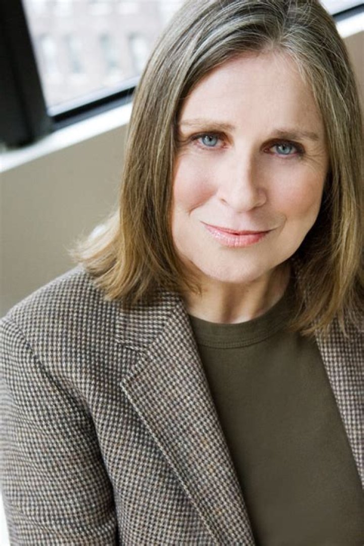 Mary Elaine Monti Net Worth