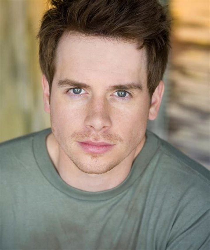 Mathis Fender Net Worth