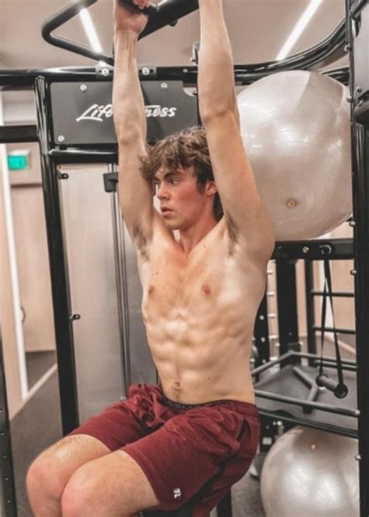 Matt Champion Height, Weight, Net Worth, Age, Birthday, Wikipedia, Who, Instagram, Biography