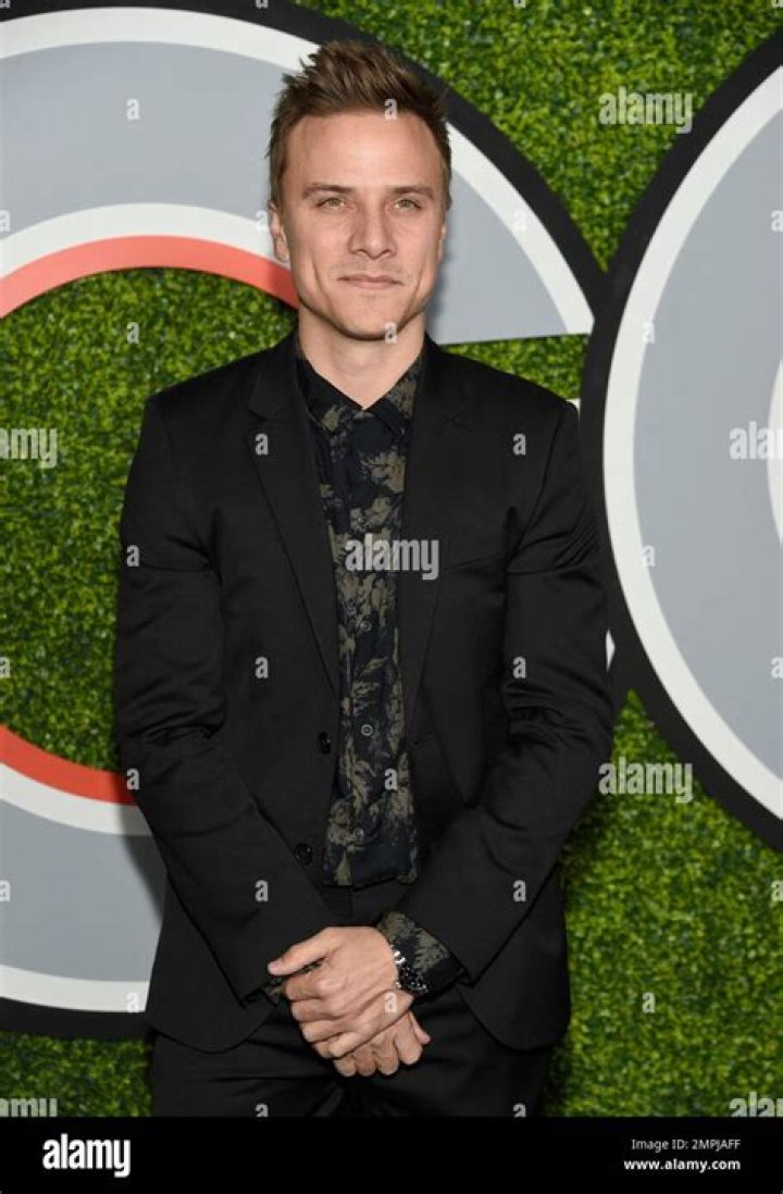 Matt Cutshall: Musician, Fiancé & Net Worth